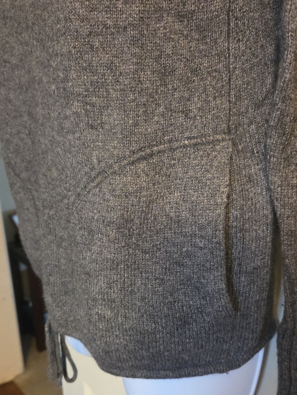 GAP Women's Gray Hooded Knit Pullover Size Small - Picture 2 of 11